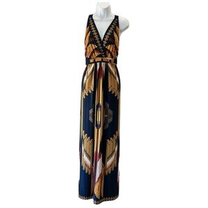 Elegant Maxi Dress with Geometric Pattern